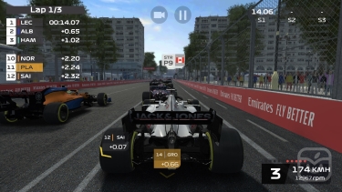 تصاویر F1 Mobile Racing